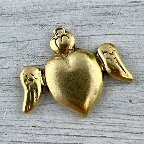 Load image into Gallery viewer, Smooth Winged Heart Pendant, Crowned Antiqued Gold Heart Charm, Artisan Jewelry Findings Components, GL-6310
