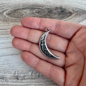 Textured Crescent Moon Pendant, Silver Celestial Charm, Jewelry Findings, PW-6306