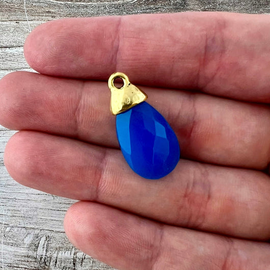 Blue Chalcedony Pear Faceted Briolette Drop Pendant with Antique Gold Bead Cap, Jewelry Making Artisan Findings, GL-S043