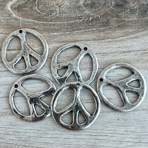 Load image into Gallery viewer, Peace Sign Pendant, Smooth Silver Pewter, Symbol Charm, Artisan Jewelry Findings, PW-6305
