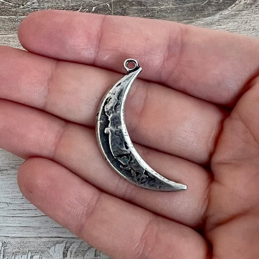 Textured Crescent Moon Pendant, Silver Celestial Charm, Jewelry Findings, PW-6306