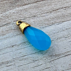 Blue Chalcedony Faceted Teardrop Briolette Drop Pendant with Antique Gold Bead Cap, Jewelry Making Artisan Findings, GL-S041