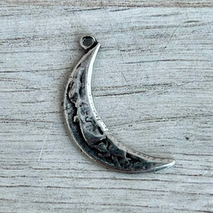 Textured Crescent Moon Pendant, Silver Celestial Charm, Jewelry Findings, PW-6306