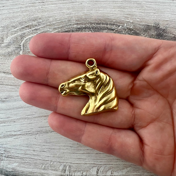 Load image into Gallery viewer, Horse Charm Pendant, Antiqued Gold Equestrian, Carson&#39;s Cove Artisan Jewelry Supplies, GL-6304
