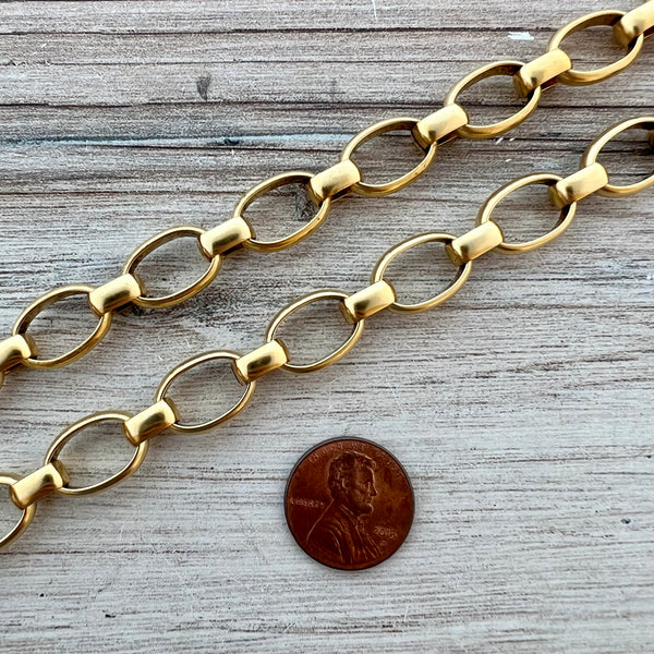 Load image into Gallery viewer, Large, Wide Gold Oval Chain, Alternating Long and Short Links, Chain by the Foot, Jewelry Making Supplies, GL-2060

