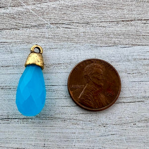 Blue Chalcedony Faceted Teardrop Briolette Drop Pendant with Antique Gold Bead Cap, Jewelry Making Artisan Findings, GL-S041