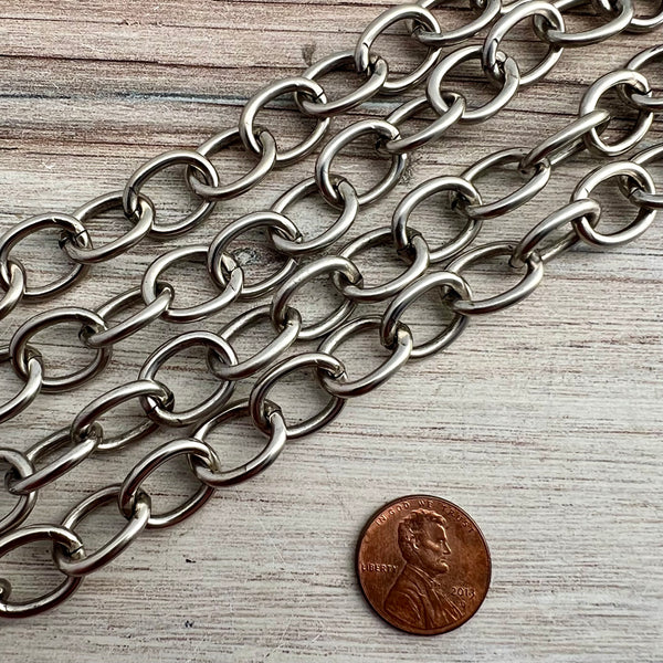 Load image into Gallery viewer, Chunky Antiqued Silver Chain, Large Oval Cable Links, Bulk Chain By Foot, Necklace Bracelet Making, PW-2057
