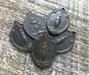 Mary Medal, Virgin Mary, Rustic Brown Religious Jewelry Making Charm Pendant, Blessed Mother, Catholic Necklace, Catholic Jewelry BR-6058