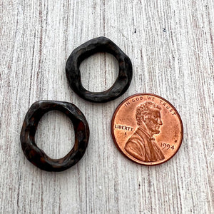 2 Organic Ring Links, Eternity Connector, Rustic Brown Pewter Oval Hoop, Circle Jewelry Supply, BR-6218
