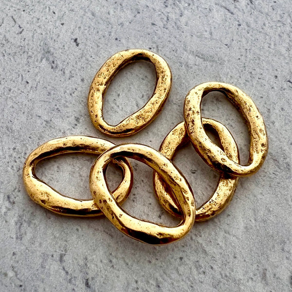 Load image into Gallery viewer, 2 Organic Ring Connectors, Eternity Links, Gold Oval Hoop, Circle Jewelry Supply, GL-6219
