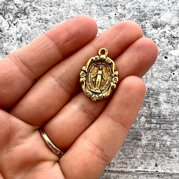 Load image into Gallery viewer, Floral Oval Miraculous Mary Medal, Antiqued Gold Religious Jewelry Making Charm Pendant, Catholic Jewelry, GL-6221
