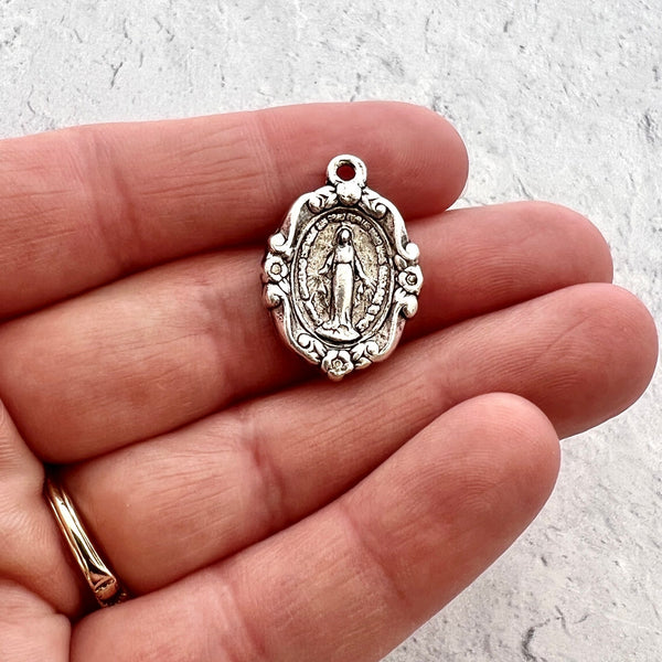 Load image into Gallery viewer, Floral Oval Miraculous Mary Medal, Antiqued Silver Religious Jewelry Making Charm Pendant, Catholic Jewelry, SL-6221
