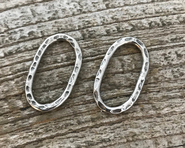 Load image into Gallery viewer, 2 Hammered Ring Link, Ring Connector, Eternity Ring, Leather Connector, Oval Hoop Silver Ring, Connector Circle Jewelry Supply, PW-6140
