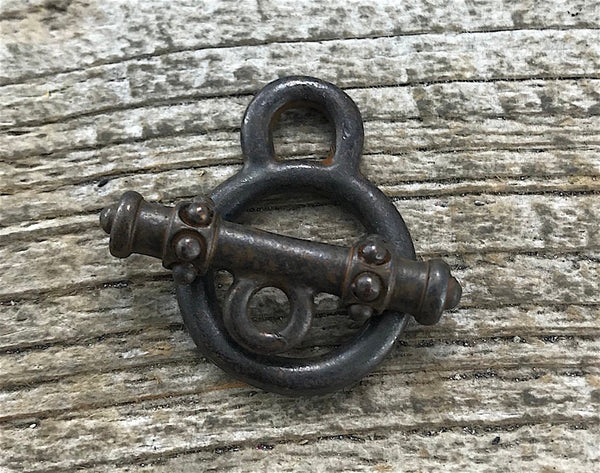 Load image into Gallery viewer, Large Toggle Clasp, Rustic Brown Clasp, Closure, Antiqued Clasp, Necklace Clasp Closure, Men&#39;s Jewelry, BR-6004
