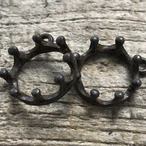 2 Crown, Small Crown Charm, Rustic Crown, Brown Crown, Antiqued Aged Crown, King Queen Charm, Patina Weathered Jewelry, BR-6039