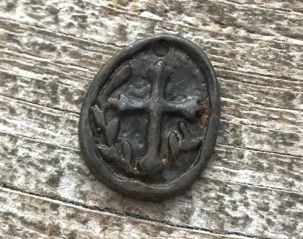 Load image into Gallery viewer, Cross Charm, Rustic Brown Pocket Cross, Circle Cross Coin Token, Religious Cross, Antiqued Charm, Christian Jewelry, Men&#39;s Jewelry BR-6040
