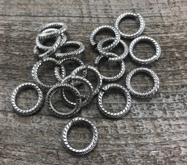 Load image into Gallery viewer, 16mm Extra Large Silver Jump Rings, Thick Textured Jump Ring, Connectors Links, Brass Jump Ring, 4 Rings for Jewelry Supply, SL-3001
