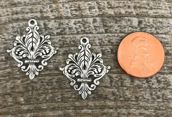 Load image into Gallery viewer, 2 Fleur de lis Charms, French Charm, Silver Charm, French Charm, Paris, Necklace, Earrings, Victorian Finding, Jewelry Supplies, SL-6029
