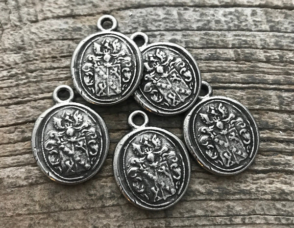 Load image into Gallery viewer, Wax Seal Charm, Armorial Wax Seal, Family Crest Pendant, Antiqued Oxidized Silver Charm, PW-6054
