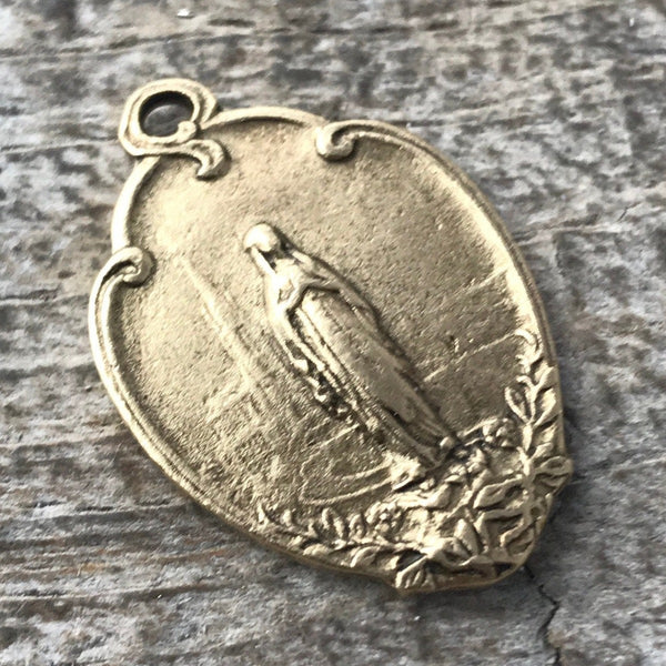 Load image into Gallery viewer, Mary Medal, Virgin Mary, Gold Religious Jewelry Making Charm Pendant, Blessed Mother, Catholic Necklace, Catholic Jewelry, GL-6058

