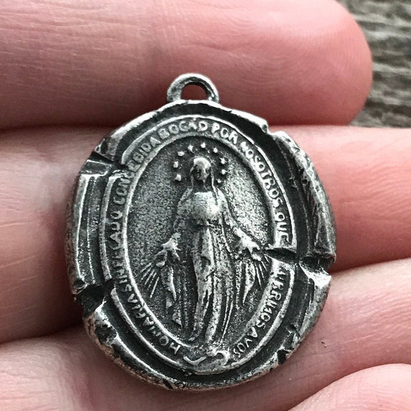 Load image into Gallery viewer, Wax Seal Mary Medal, Catholic Religious Pendant, Blessed Mother, Antiqued Silver Charm, Religious Jewelry, PW-6065
