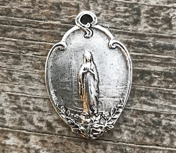 Load image into Gallery viewer, Mary Medal, Virgin Mary, Antiqued Silver Religious Jewelry Making Charm Pendant, Blessed Mother, Catholic Necklace, Catholic Jewelry SL-6058
