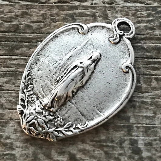 Mary Medal, Virgin Mary, Antiqued Silver Religious Jewelry Making Charm Pendant, Blessed Mother, Catholic Necklace, Catholic Jewelry SL-6058