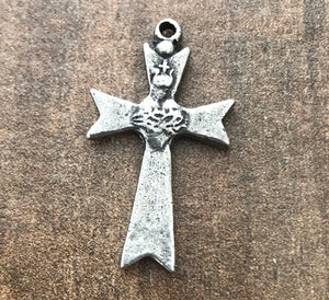 Small Sacred Heart Cross, Antiqued Silver Cross, Catholic Rosary Parts, Religious Jewelry, PW-6069