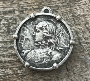 Joan of Arc Medal with Frame, Antiqued Silver Charm Pendant, Brave Woman, Saint of Soldiers, Religious Catholic Jewelry Supplies, PW-6124