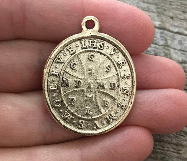 Load image into Gallery viewer, Saint St. Benedict Medal, Benedictan Cross, Antiqued Catholic Medal, Religious Pendant Charm Jewelry Supplies, GL-6078

