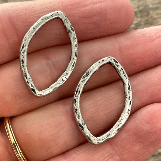 2 Hammered Link, Navette Marquise Connector, Leather Ring Hoop, Antiqued Silver Jewelry Supply, Carsons Cove, PW-6087