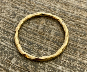 Large Hammered Ring Connector, Antiqued Gold Hoop Eternity Ring, Leather Circle Link, Charm Holder, GL-6092