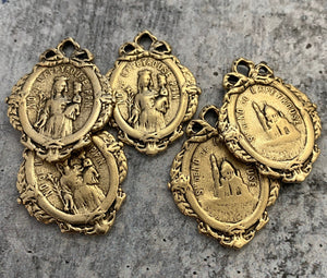 French Mary Medal with Bow, Notre Dame of Lapeyrouse, Antiqued Gold Religious Jewelry Charm Pendant, GL-6101
