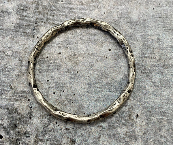Load image into Gallery viewer, Large Hammered Ring Connector, Antiqued Silver Hoop Eternity Ring, Leather Circle Link, Charm Holder, PW-6092
