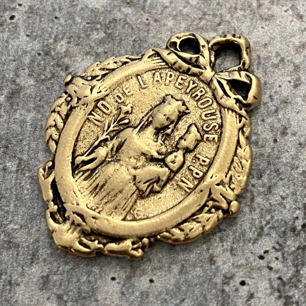 Load image into Gallery viewer, French Mary Medal with Bow, Notre Dame of Lapeyrouse, Antiqued Gold Religious Jewelry Charm Pendant, GL-6101
