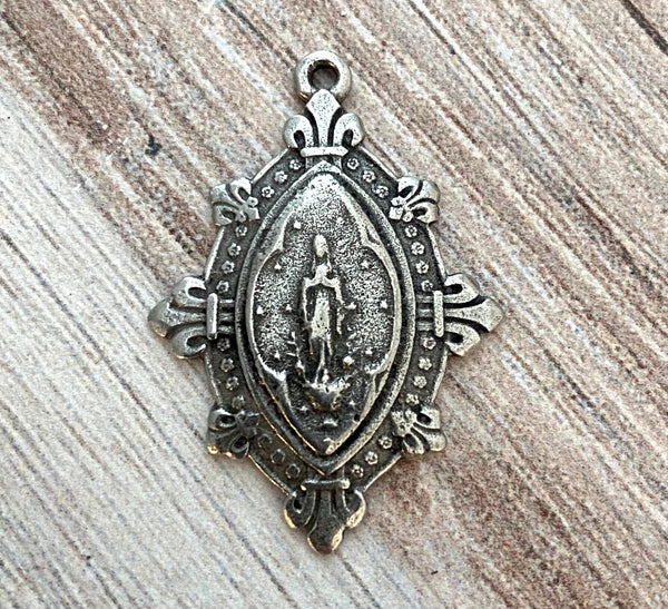 Load image into Gallery viewer, French Mary Medal, Fleur de Lis Pendant, Antiqued Silver Charm, Catholic Religious Christian Jewelry, PW-6081

