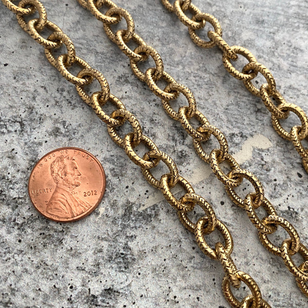 Load image into Gallery viewer, Large Gold Chain with Design, Thick Antiqued Gold Chain, Chain by the Foot, Carson&#39;s Cove Jewelry Supplies, GL-2007
