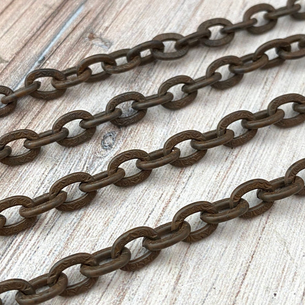 Load image into Gallery viewer, Large Rustic Brown Chain with Design, Thick Antiqued Chain by the Foot, Carson&#39;s Cove Jewelry Supplies, BR-2027

