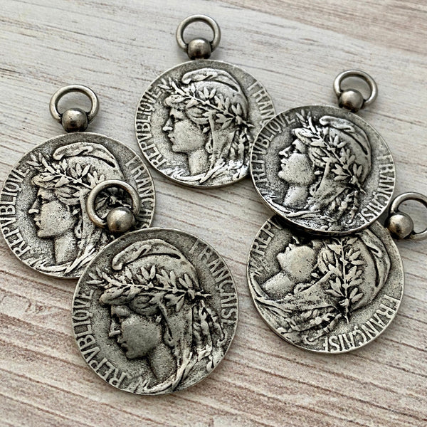 Load image into Gallery viewer, Medium Old French Marianne Medal Replica, Antiqued Silver Charm Pendant, Woman Lady Coin, Jewelry Supplies, PW-6158
