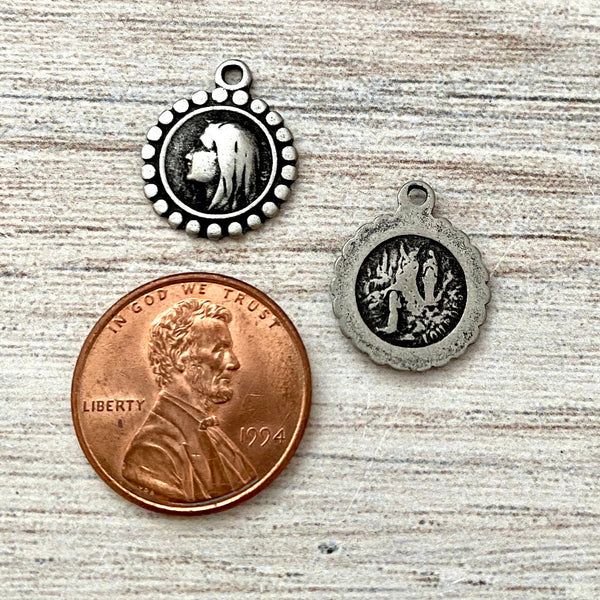 Load image into Gallery viewer, 2 Small Mary Lourdes Medal, Dotted Circular Catholic Religious Blessed Mother, Antiqued Silver Pewter Charm, PW-6131
