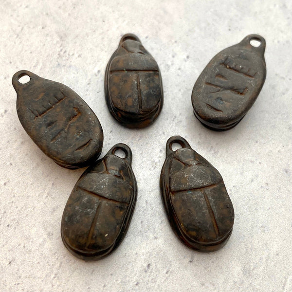 Load image into Gallery viewer, Scarab Beetle Charm, Antiqued Rustic Brown Pendant, Jewelry Supplies, BR-6176
