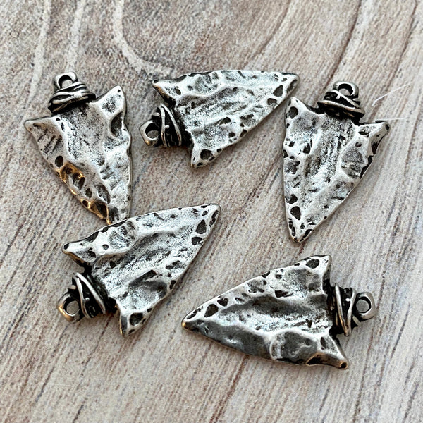 Load image into Gallery viewer, Arrowhead Charm, Silver Pendant Nature Charm, Native American Jewelry, Vintage Tribal Charm, Spiritual Jewelry, PW-6187
