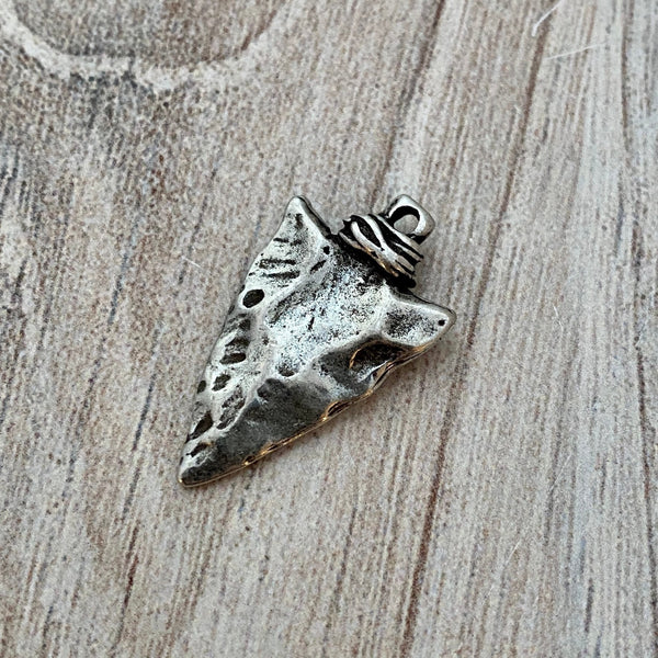 Load image into Gallery viewer, Arrowhead Charm, Silver Pendant Nature Charm, Native American Jewelry, Vintage Tribal Charm, Spiritual Jewelry, PW-6187

