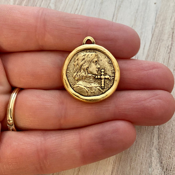 Load image into Gallery viewer, Soldered Joan of Arc Medal, Antiqued Gold Charm Pendant, Brave Woman, Saint of Soldiers, Religious Catholic Jewelry Supplies, GL-6098
