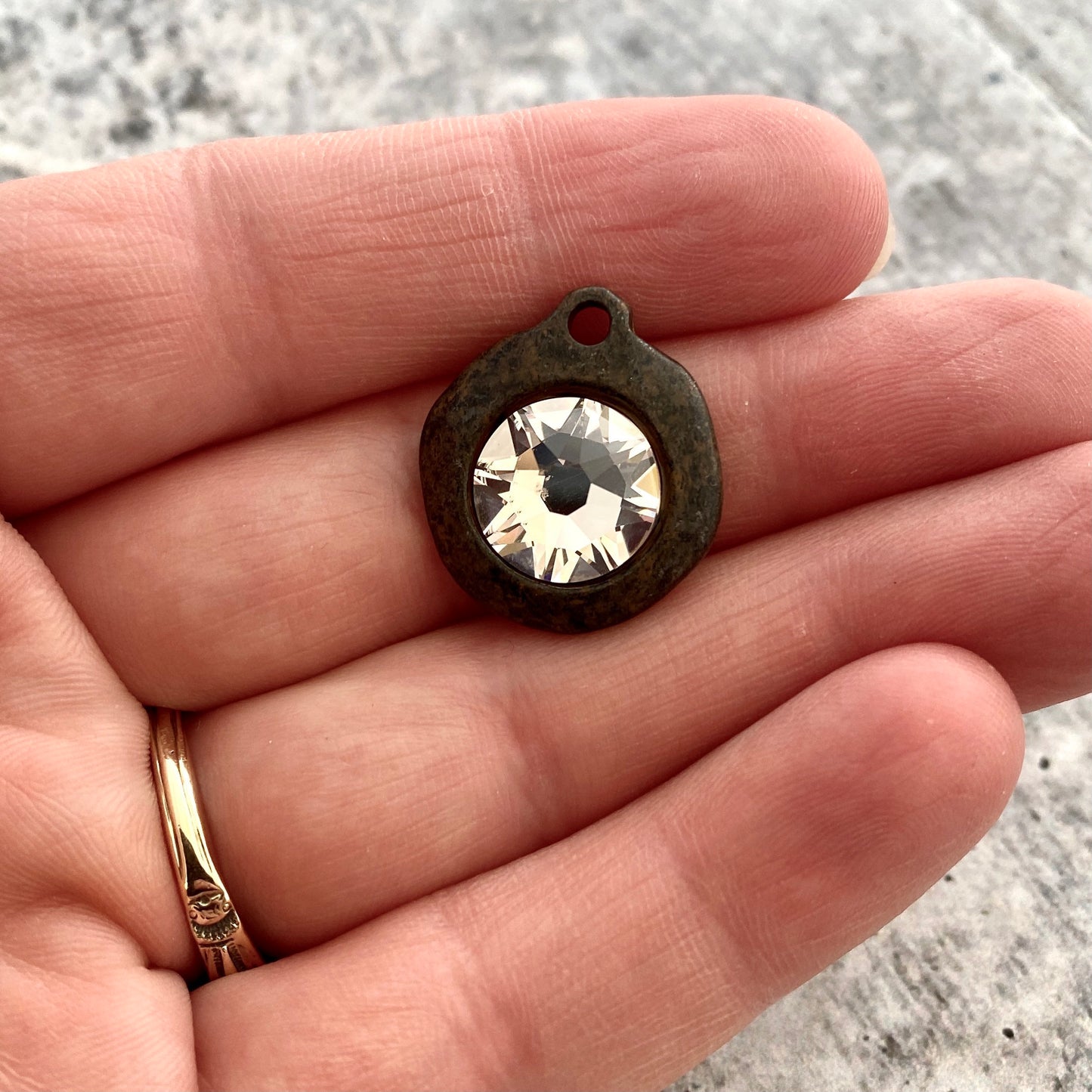 wholesale jewelry findings by carson's cove crystal charm pendant 