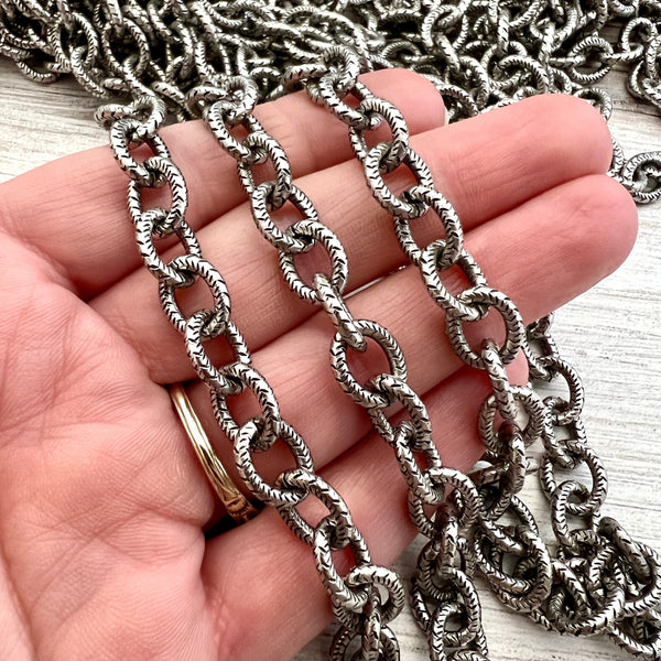 Load image into Gallery viewer, Large Silver Chain with Design, Thick Antiqued Silver Chain, Chain by the Foot, Carson&#39;s Cove Jewelry Supplies, PW-2007
