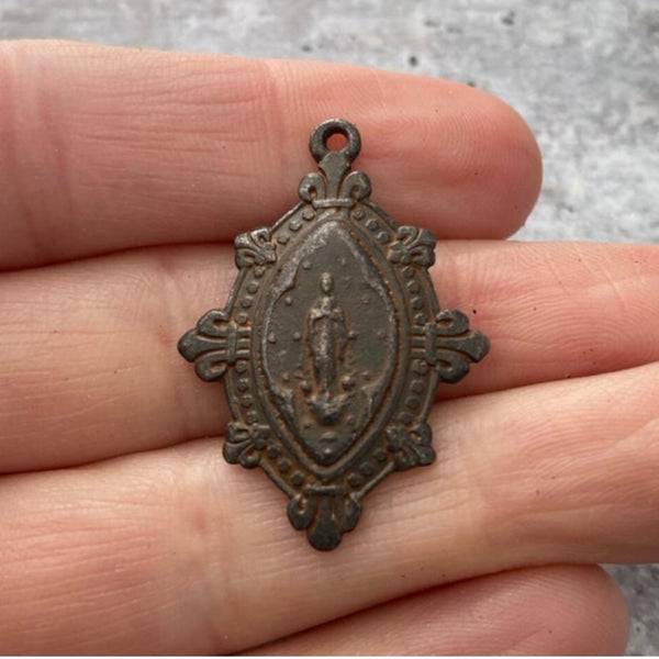Load image into Gallery viewer, French Mary Medal, Fleur de Lis Pendant, Antiqued Rustic Brown Charm, Catholic Religious Christian Jewelry, BR-6081
