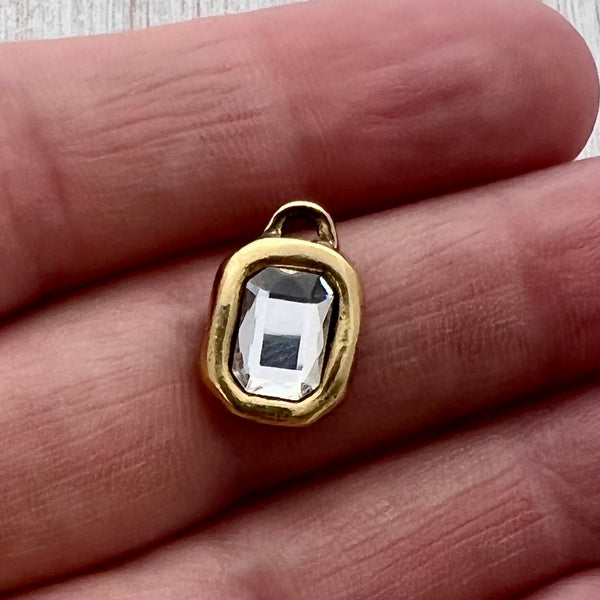 Load image into Gallery viewer, Crystal Clear Emerald Shape Charm, Small Rectangle Antiqued Gold Pendant, Rhinestone Minimal Jewelry Making Artisan Findings, GL-S032
