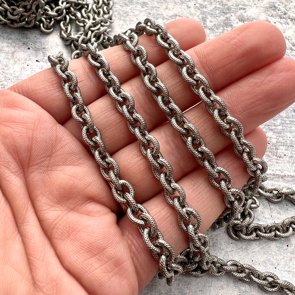 Load image into Gallery viewer, Thick Chain with Design, Silver Textured Chain by the Foot, Carson&#39;s Cove Jewelry Supplies, PW-2018
